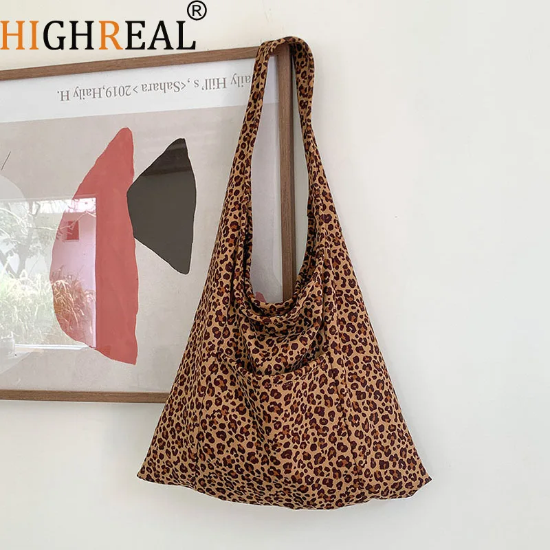 

Leopard Print Canvas Tote Bag Large Capacity Fashion Shoulder Bag for School Work Shopping Retro Handbag