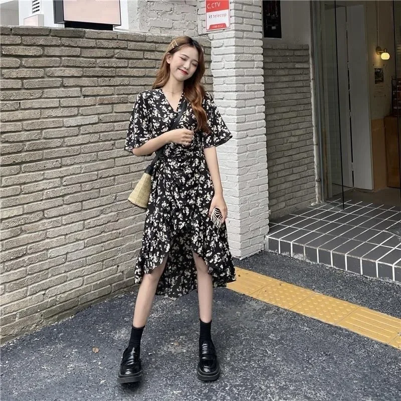 Women Summer Irregular Dress Floral Chic Slim V Neck Dresses Short Sleeve Cottagecore Dresses New Sweet Girls Casual Streetwear