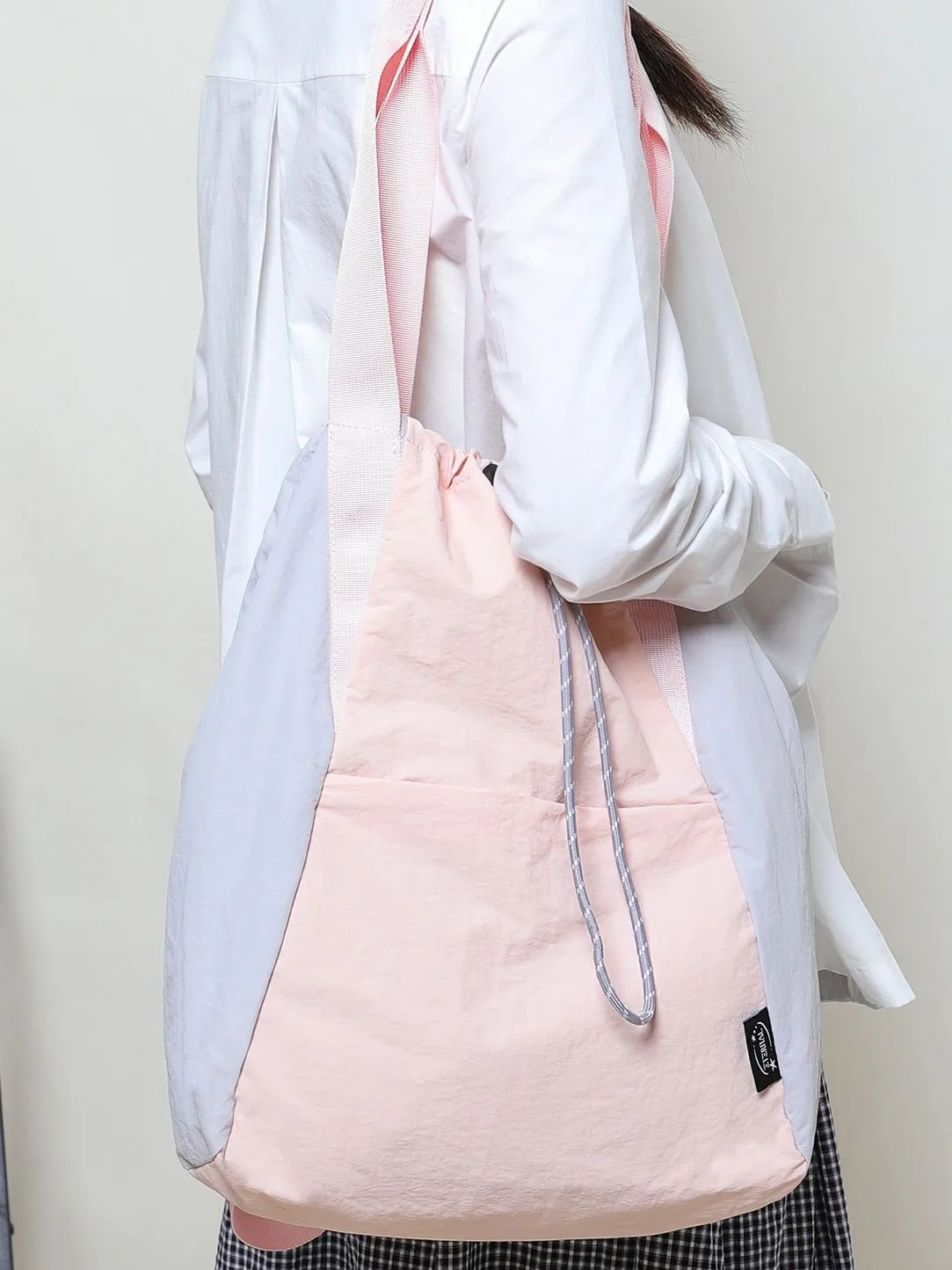 2026-カラーブロック通勤トートバッグ軽量ナイロンソフトショルダーバッグ大容量シングルショルダーバッグ男性と女性用