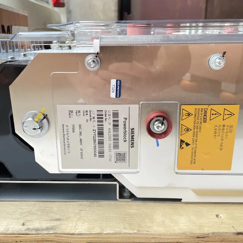 6SL3352-1AE38-4CA1b SINAMICS وحدات التحكم في الحركة نوعية جيدة S120 جميع السلاسل 6SL3352-1AE38-4CA1 عروض خاصة متاحة