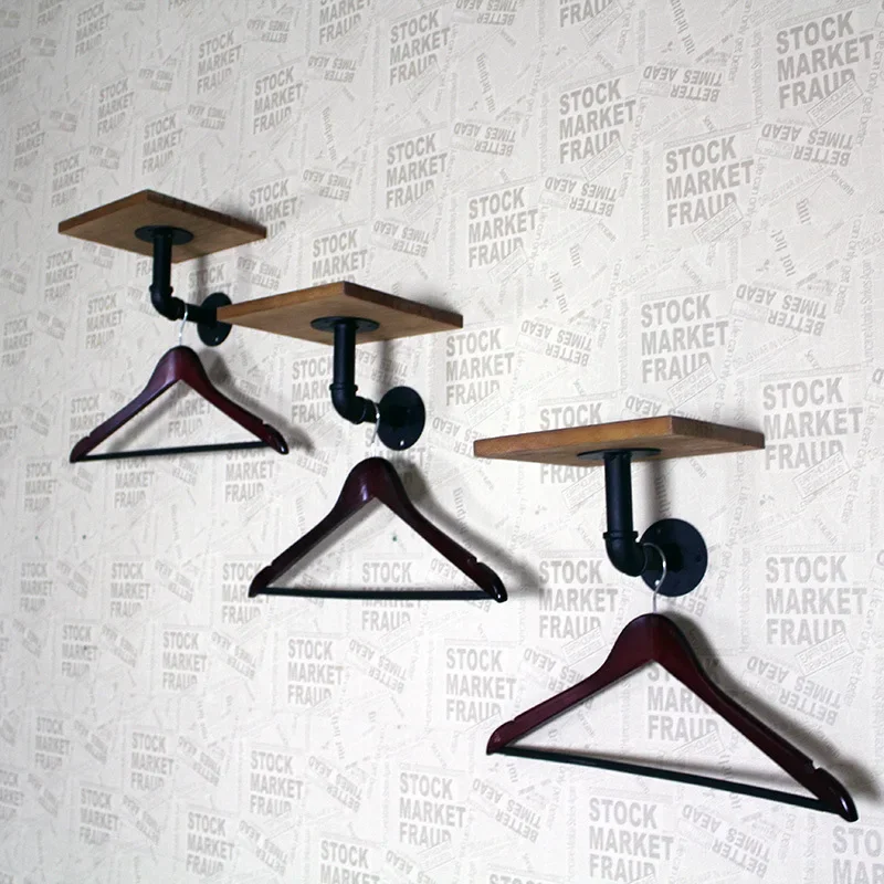 

American-style Wrought Iron Solid Wood Wall with Plate Clothing Display Stand Water Pipe Side Point Combination