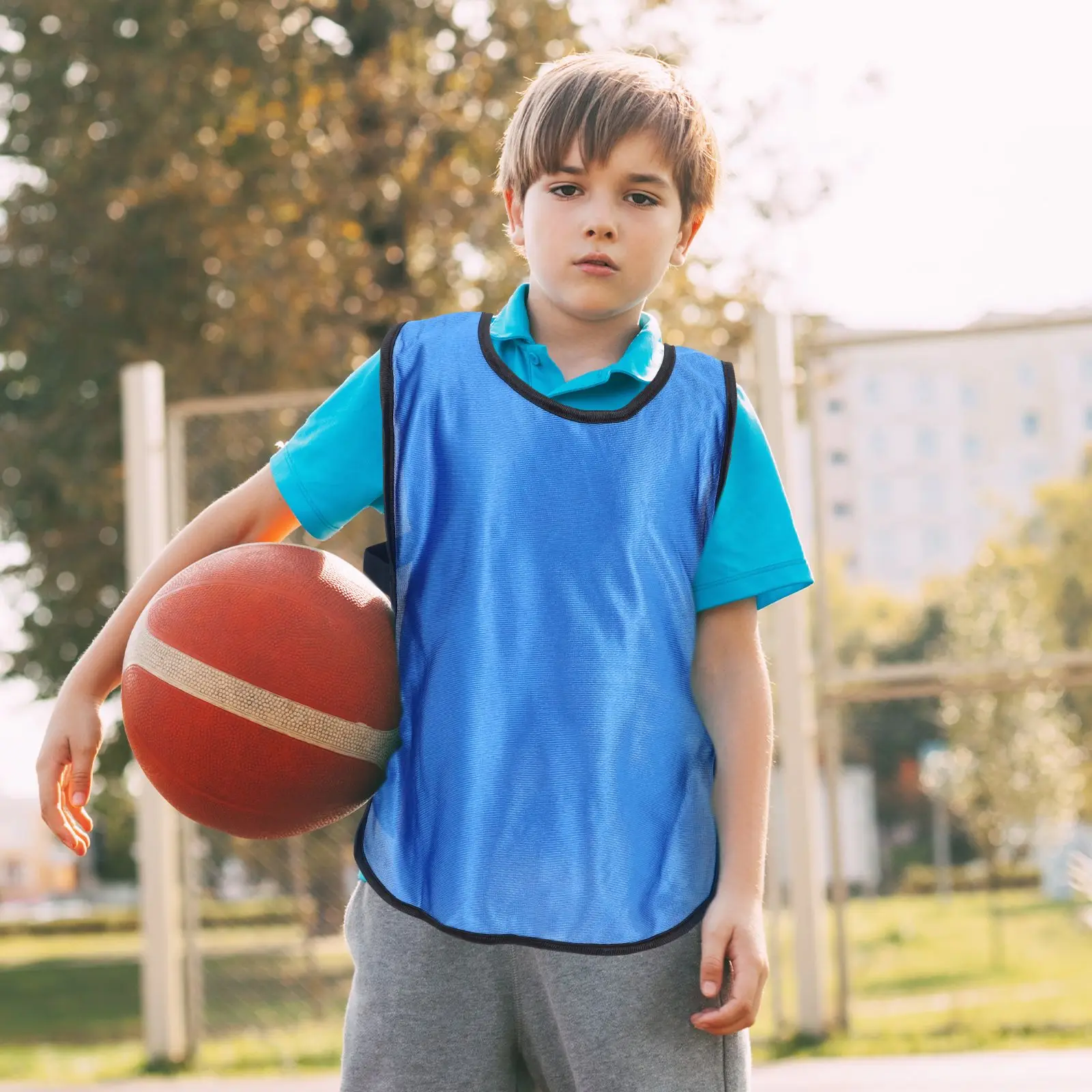 6 قطعة سترة كرة القدم تنفس ملابس التدريب الاطفال الشباب كرة القدم Pinnies ممارسة صغيرة فريق الرياضة دائم النسيج التهوية