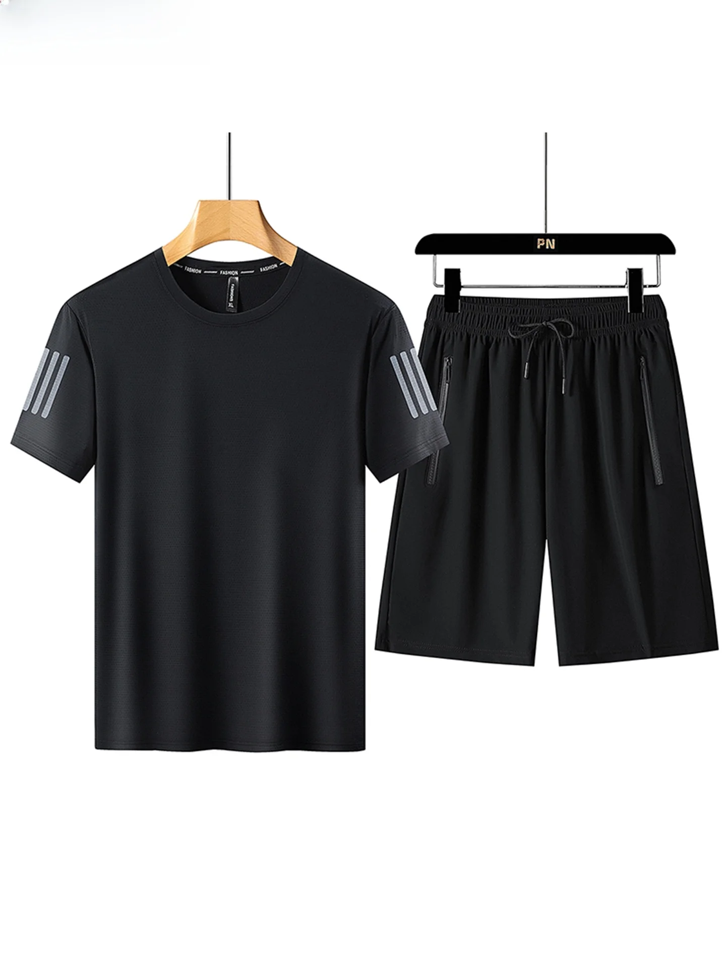 

Ice Silk Qui Dry Sports Set ort Sve T-irt orts Large Size Cool Feeling Casual Two Piece Set for Men in Summer