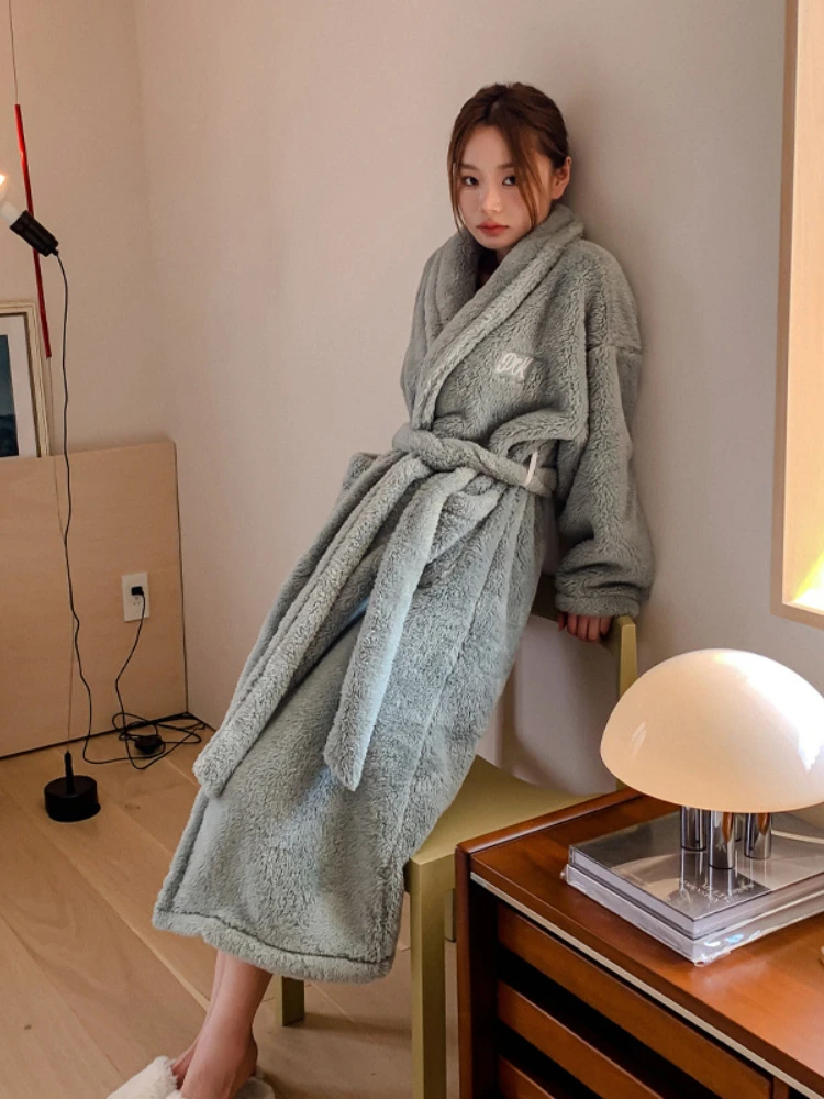 Pajamas Women New Coral Fleece Thickened Warm High Quality Flannel Home Clothes Autumn Winter Nightgown Slim Fit Plush Bathrobe