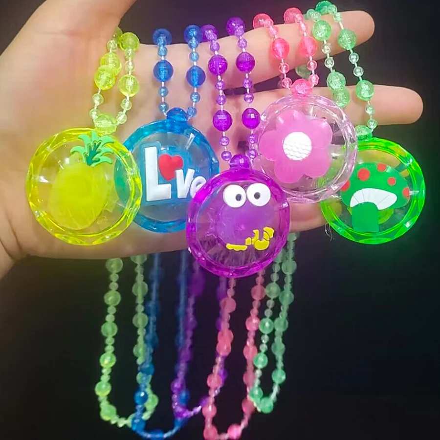 5/10/20/30/50 قطعة قلادة مضيئة الاطفال الفتيات Led قلادة وامض قلادة الأطفال حفلة عيد ميلاد هدية متوهجة قلادة اللعب