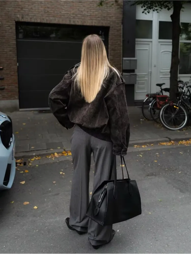 HipSeam 2025 الخريف المرأة معطف غير رسمي موضة الصلبة الكاكي سستة جيوب مطاطا هيم الجلد المدبوغ امرأة خمر اقتصاص سترة الشارع