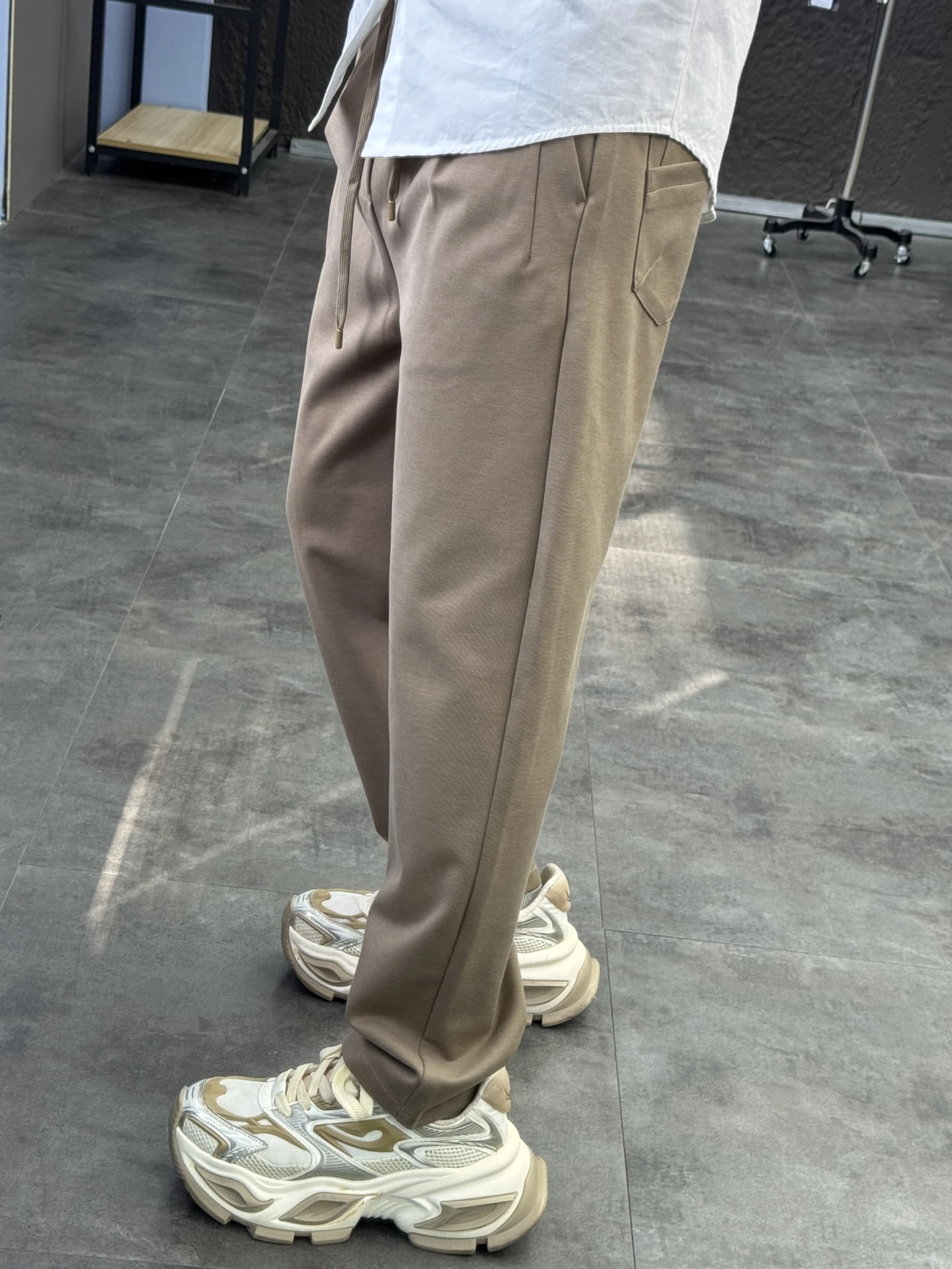 

Svip Роскошные шелковые мужские повседневные брюки Удобные эластичные зауженные брюки с 3D лезвием Брюки для отдыха Прямые брюки с низкой талией