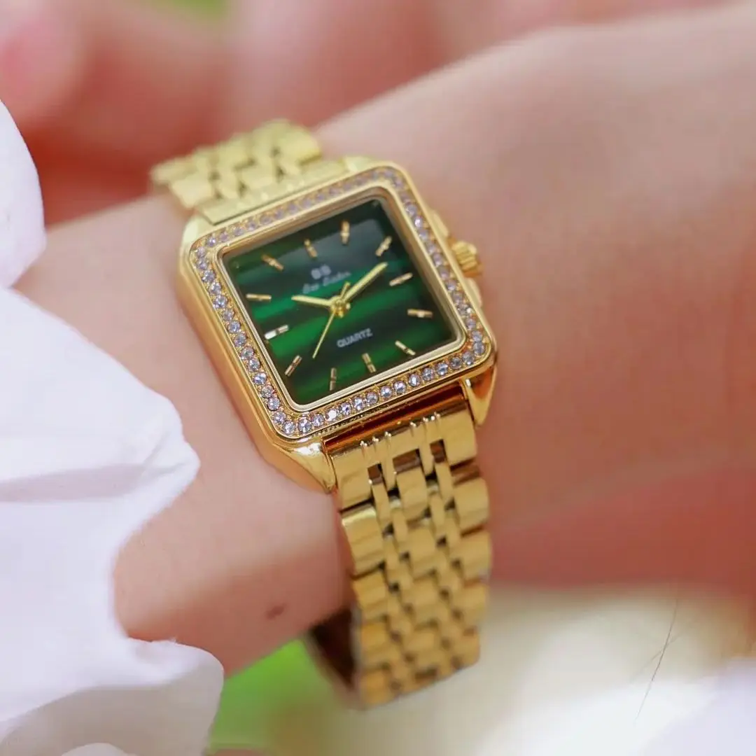 Donne d'affari di lusso leggere per orologi Orologio da polso da donna con cinturino in acciaio inossidabile dorato di fascia alta Orologio da polso da donna con quadrante quadrato con diamanti