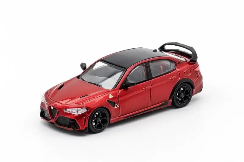 Modelo de coche DCT 1:64, Alfa Romeo, Giulia, GTM, LHD, fundido a presión