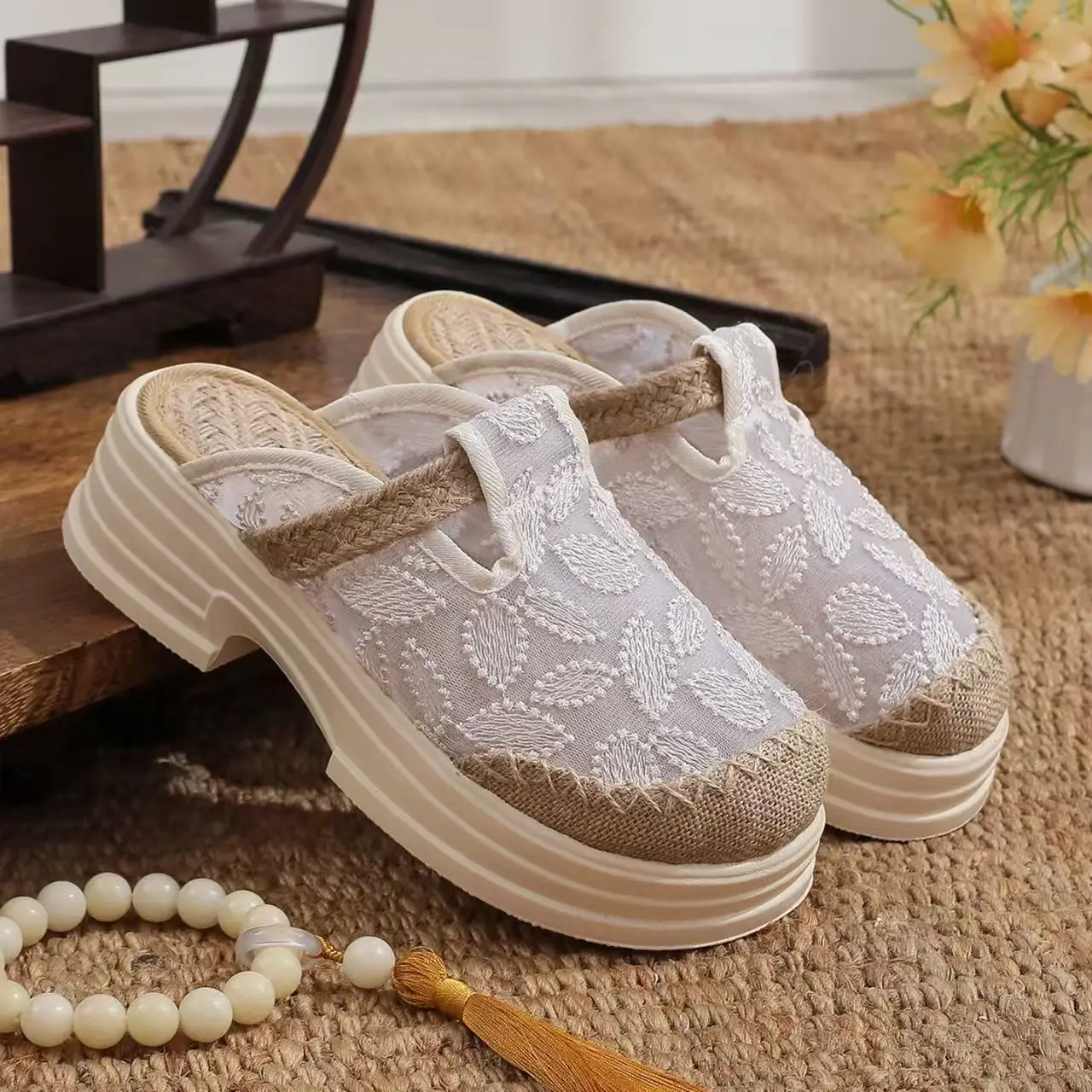 

Women's Summer Thick Sole Baotou Mesh Slippers Block Heel Breathable Ethnic Style Outdoor Half slippers High Heel Linen Slippers
