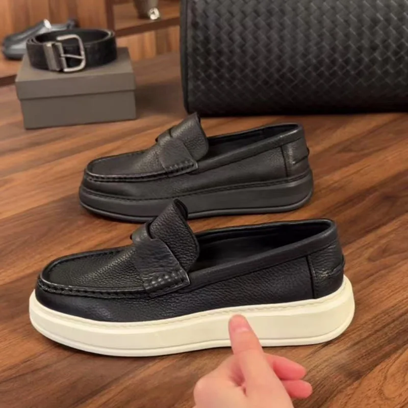 أحذية رجالية من جلد البقر أحذية بدون كعب كاجوال قابلة للتنفس أحذية رجال الأعمال مريحة وعصرية