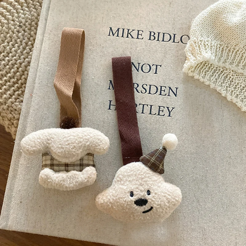 Lindo llavero de peluche de oso pequeño para bolso colgante peludo cabeza de oso de dibujos animados llavero relleno Kawaii con accesorios de muñecos de animales