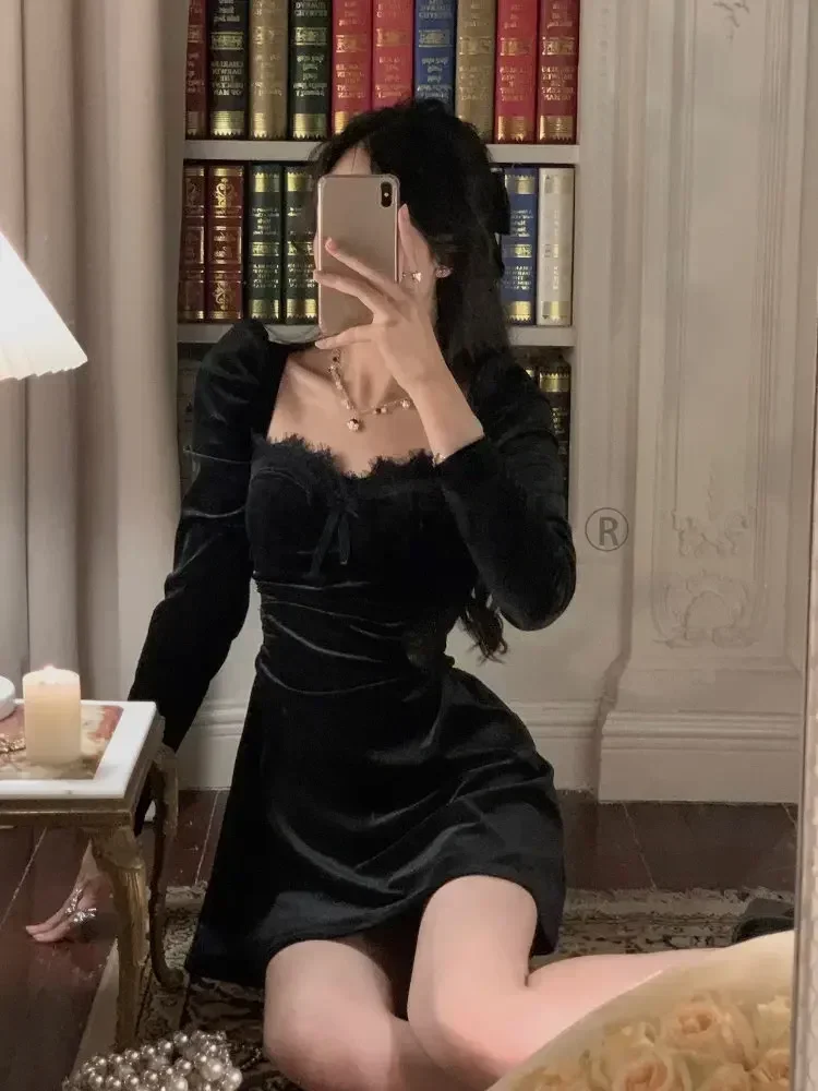 Black Vintage Velvet Midi Dress Women Autumn French Sexy Elegant Party Dress Female Lace Korean Style Retro One-piece Dress 2022