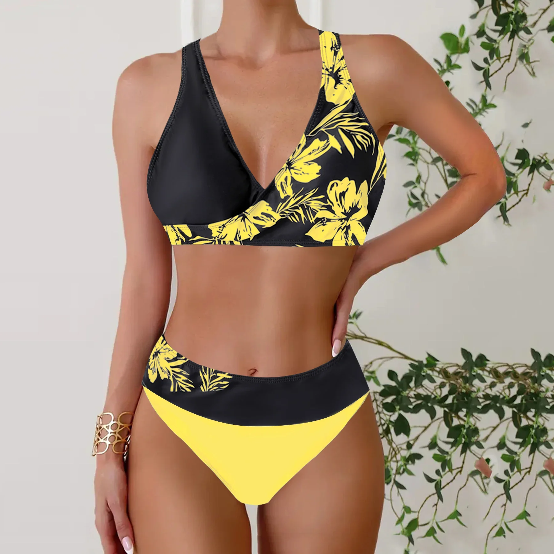 Two-piece Bikini Swimsuit for Women Summer Sexy Tankini  Patchwork Multi-Color Sexy Bikini  Vacation Swimsuit Summer Beachwear