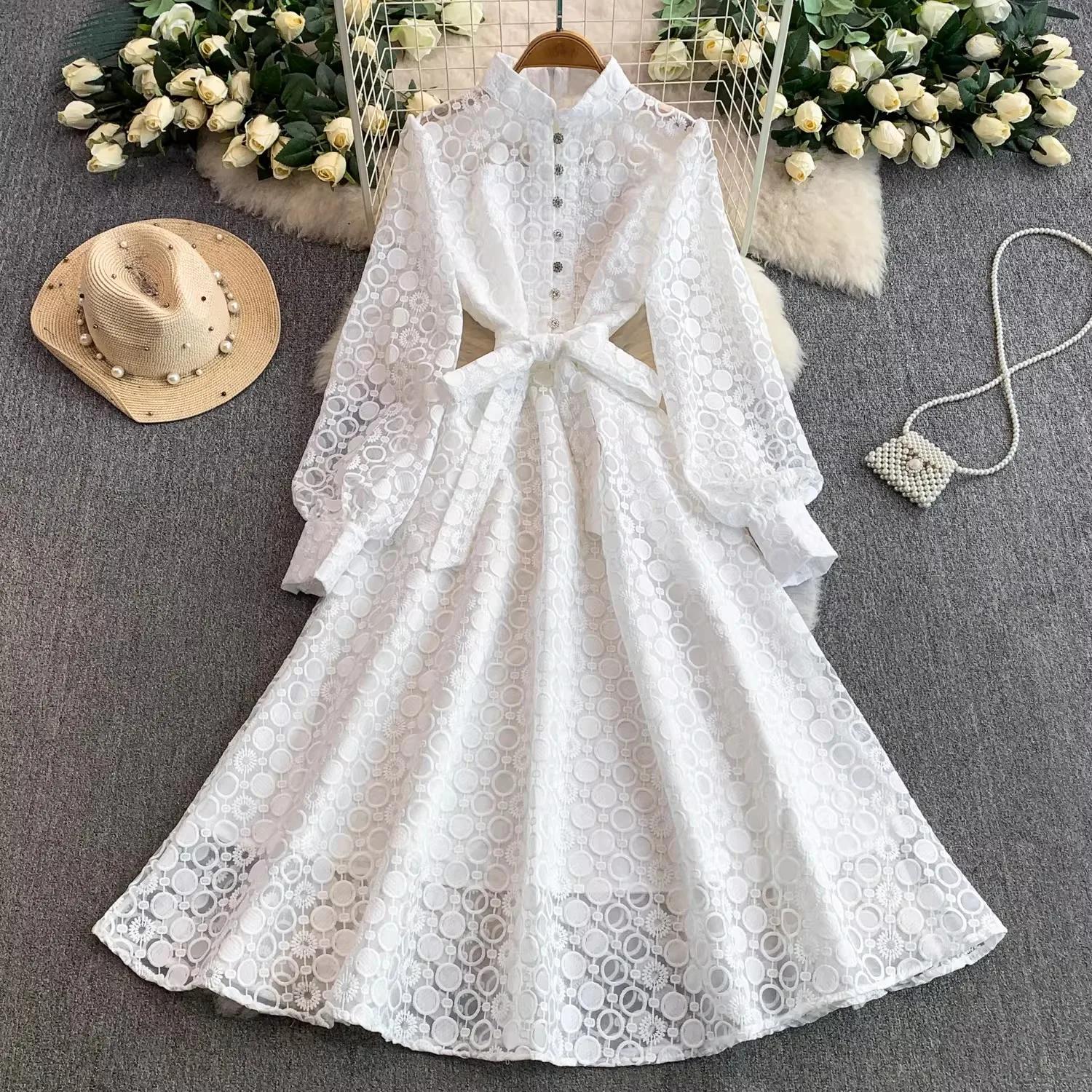 

French High-End Super Beautiful Lace Dress Women's 2026 Spring Luxury Embroidery Bead Buttons Vintage Belt Elegant Runway Dress