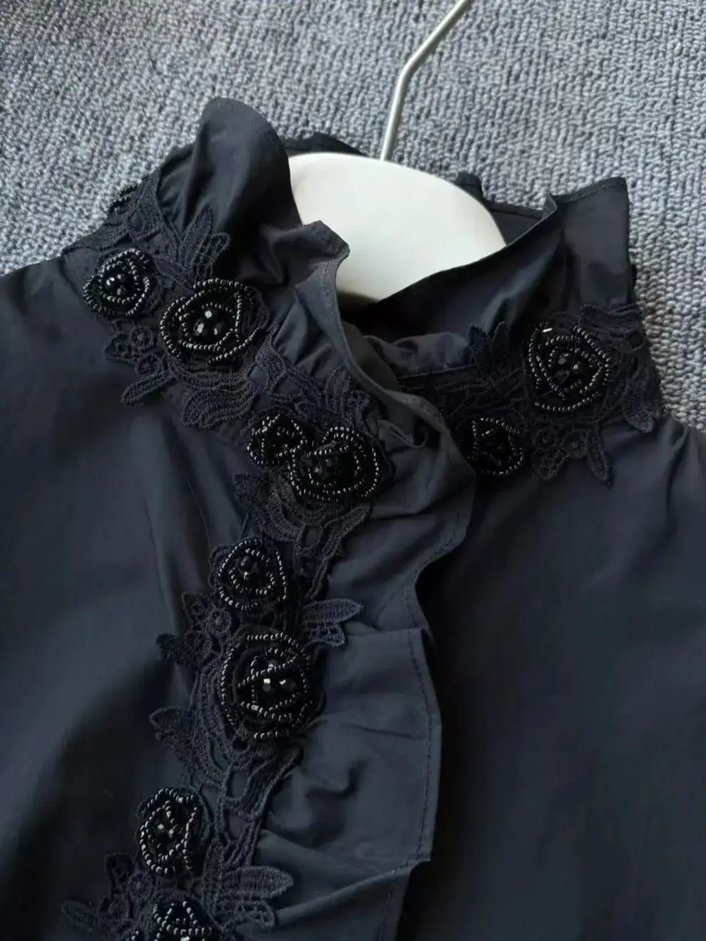 

New In Pearls Beads Flowers Stitch White Cotton Blouses and Shirts Women's blusas para mujer Women Clothing Korean Popular Top