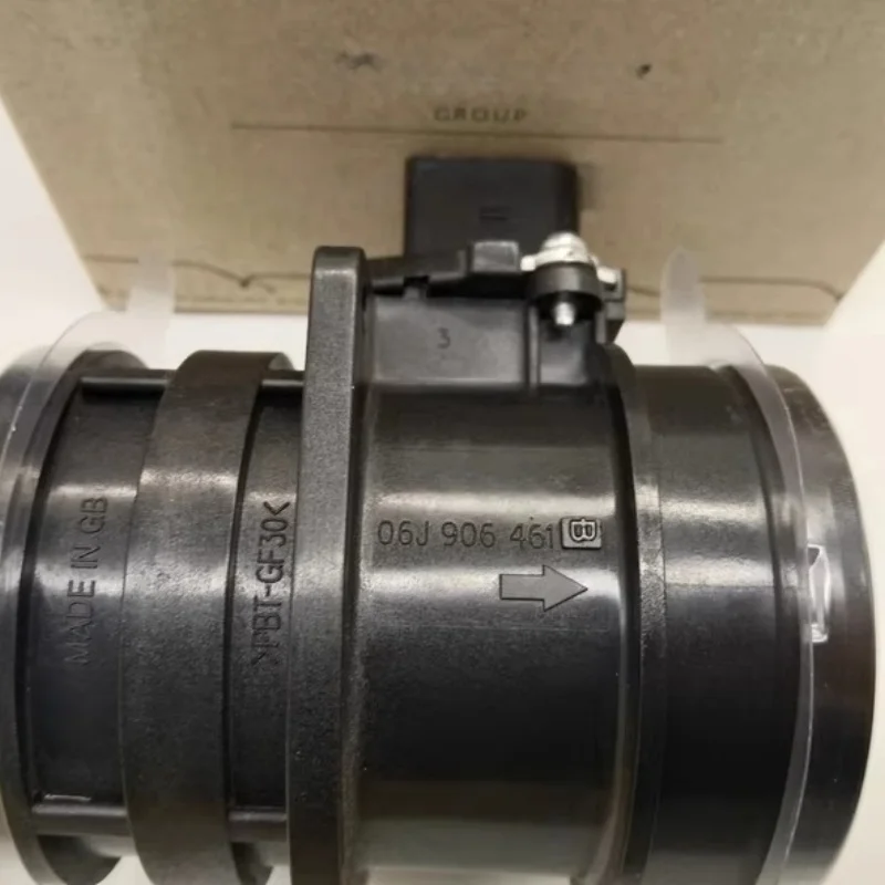 for VW Tiguan, Passat, Golf, Jetta, Beetle, CC, Scirocco, Skoda, Audi A3, A4, A5, Q7, TT. New Genuine air flow meter 06J9064641B