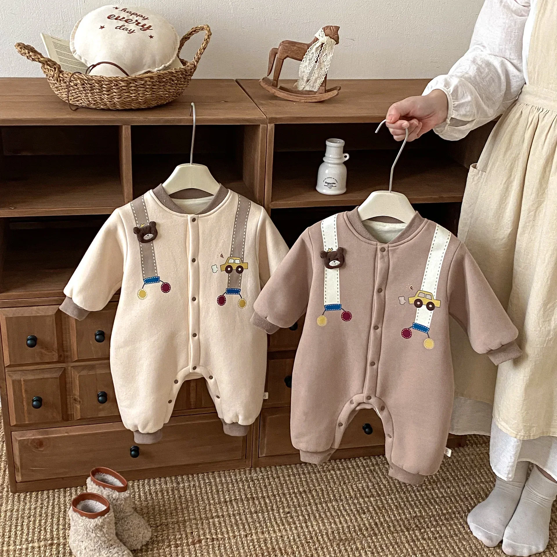 

0-24M Baby Cartoon Bear Romper Fleece Lined Newborn Jumpsuit with Car Pattern Infant Winter Outfit