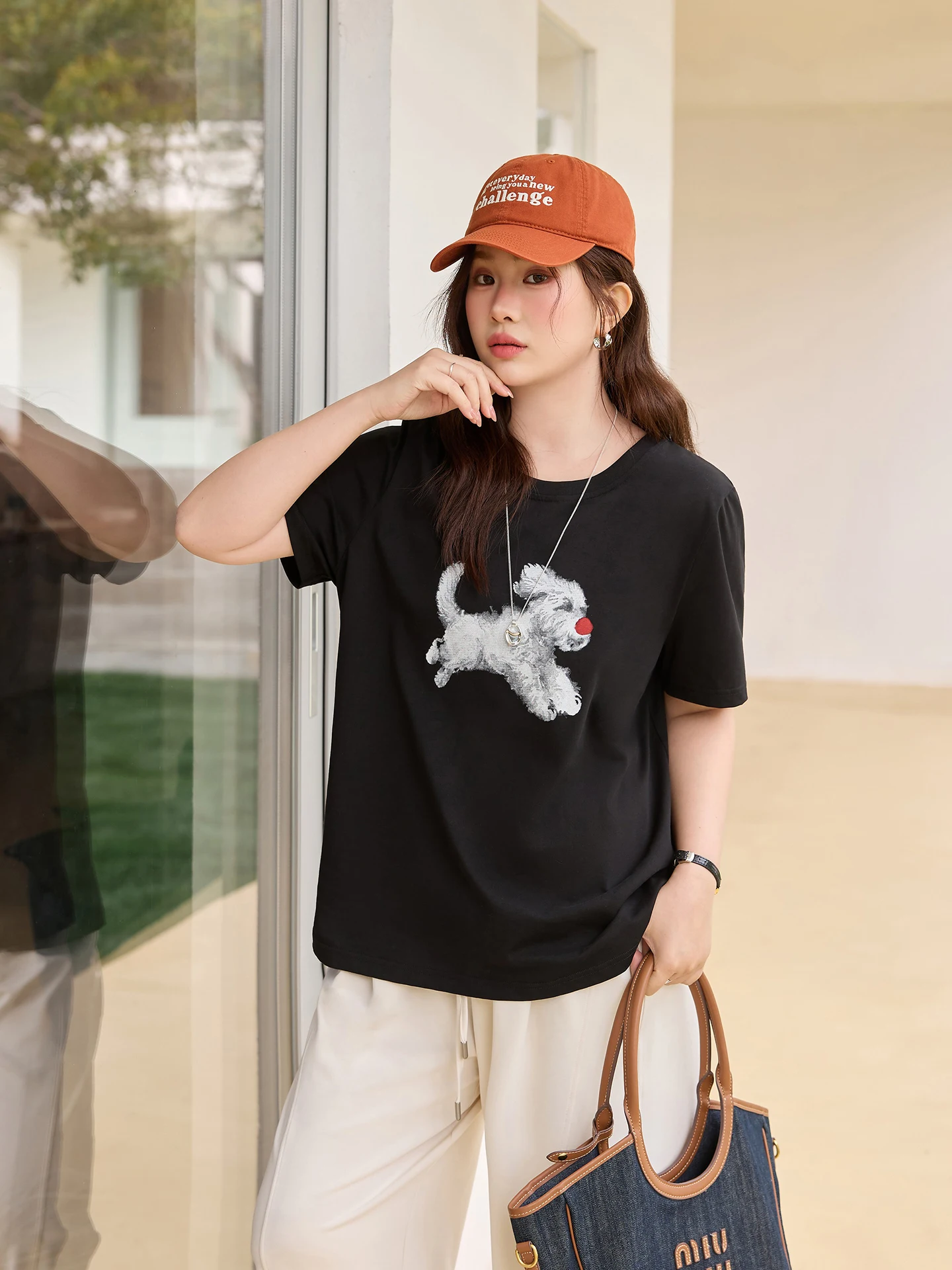 

Женская футболка больших размеров с коротким рукавом, 100% хлопок, с принтом «Собака бежит», летняя повседневная, с круглым вырезом, свободного кроя