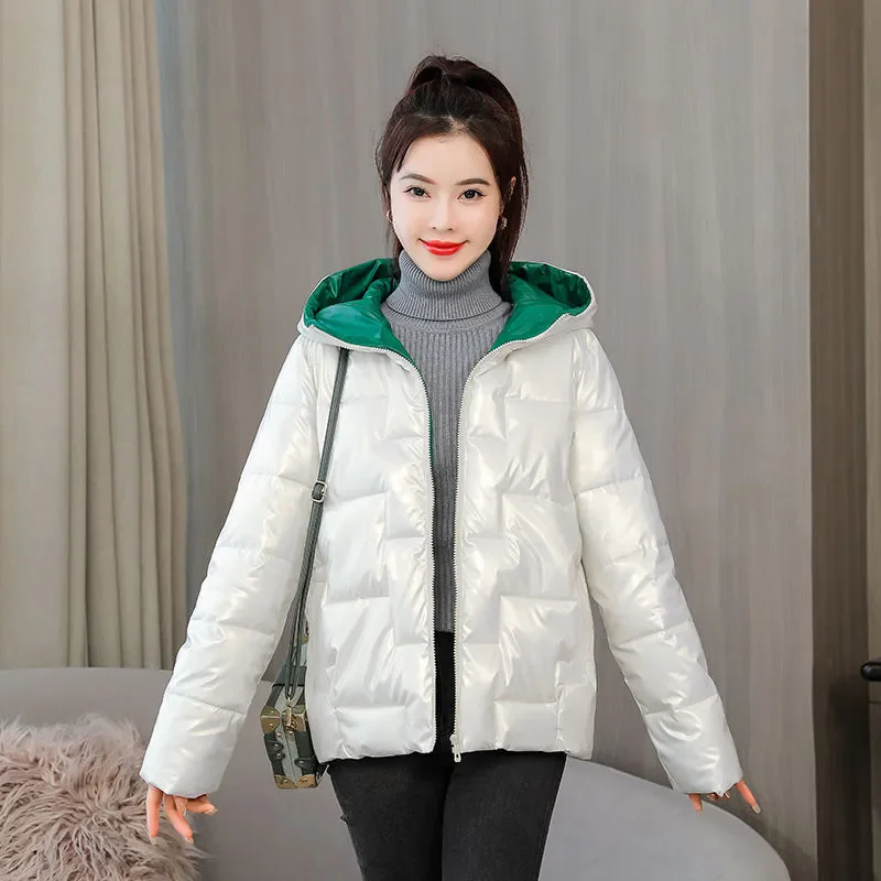 2024 The New Winter Eiderdown Cotton-padded Jacket Is Light and Thin Short and Casual Fashionable and Bright Surface Jacket