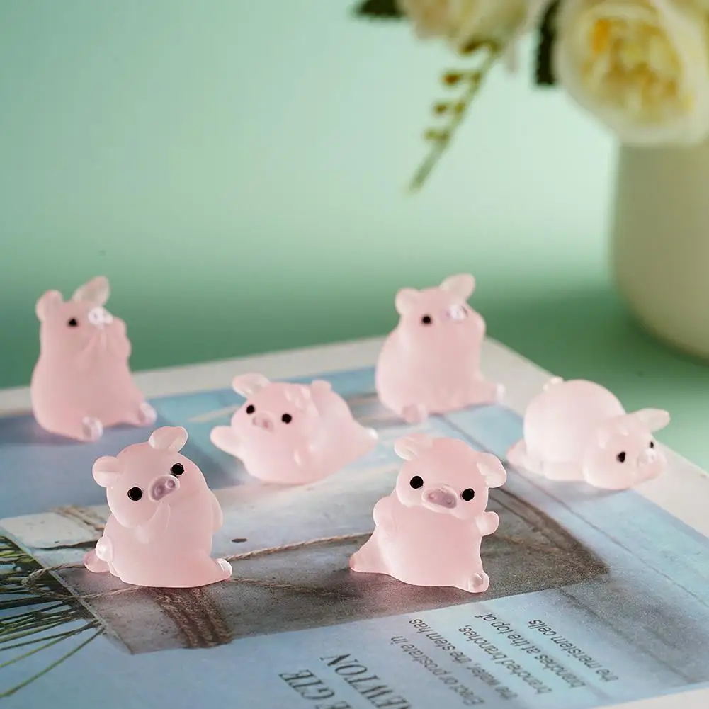 Random Style Piggy Figure Ornament Mini Resin Cartoon Artifact Model Mini DIY Home Scrapbook Decoration Pig Handmade Y1F2