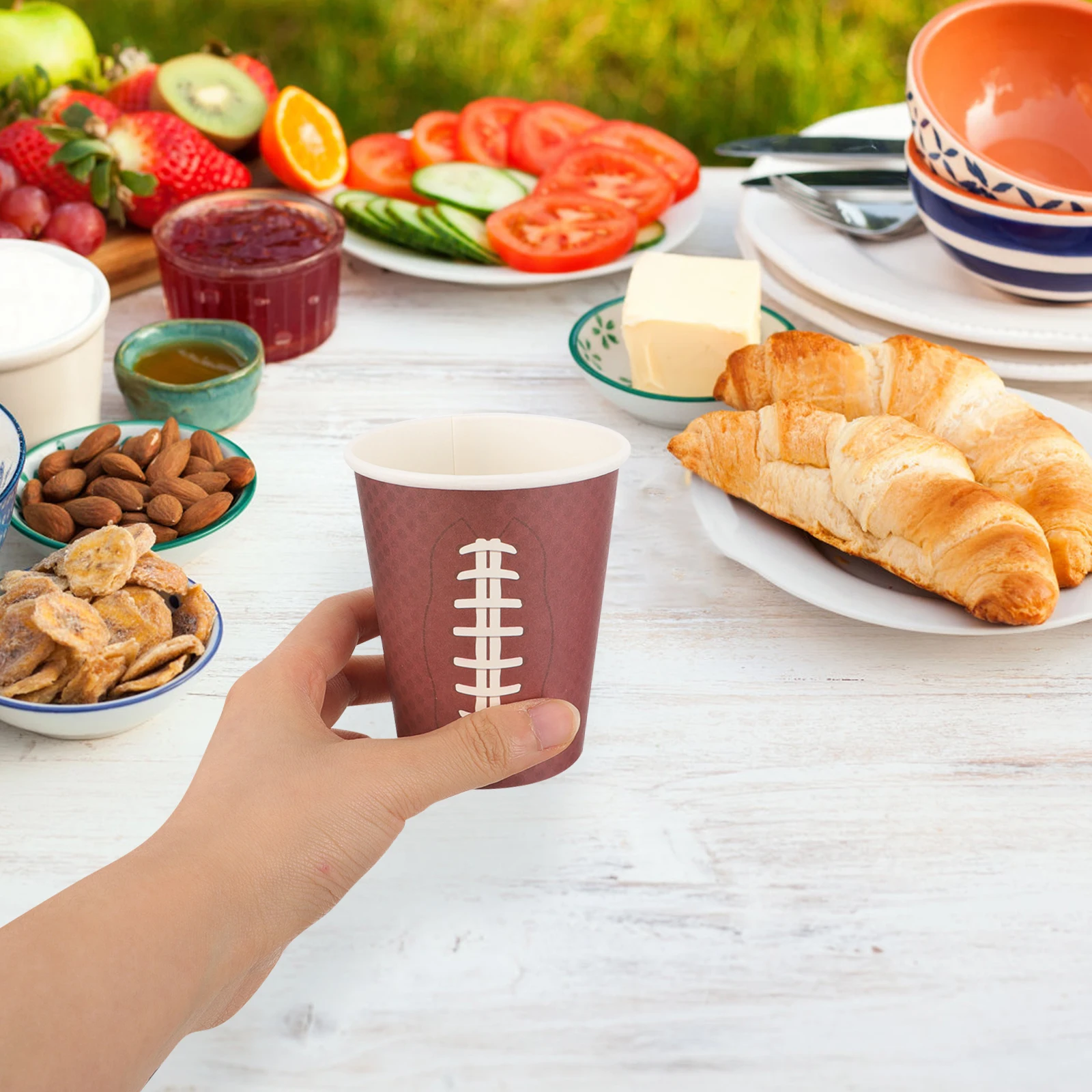 

24pcs Rugby Paper Cups Thickened Disposable Drinking Cups for Graduation Party Business Use Thicken Water Holder Bulk Pack