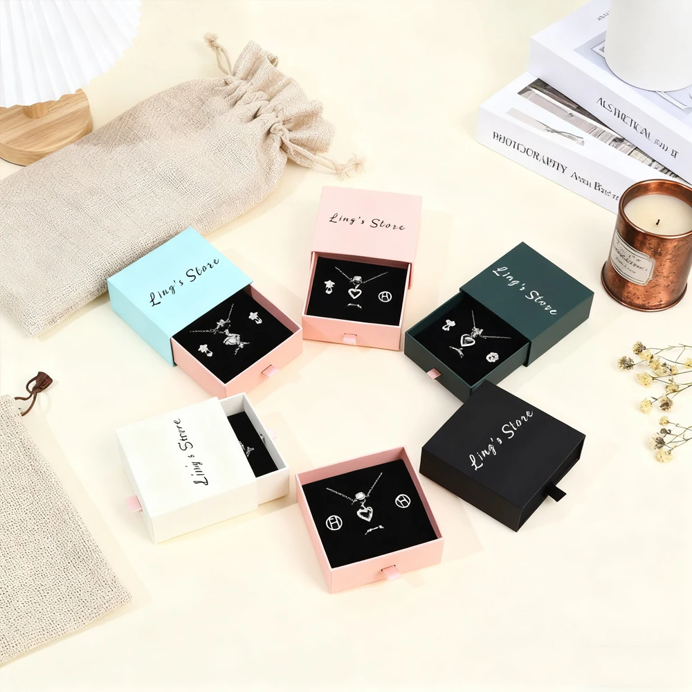

100Pcs Custom Logo Pink Jewelry Paper Drawer Box Earring Ring Stud Bracelet Pendant Organizer Handle Bag for Wedding Party Favor