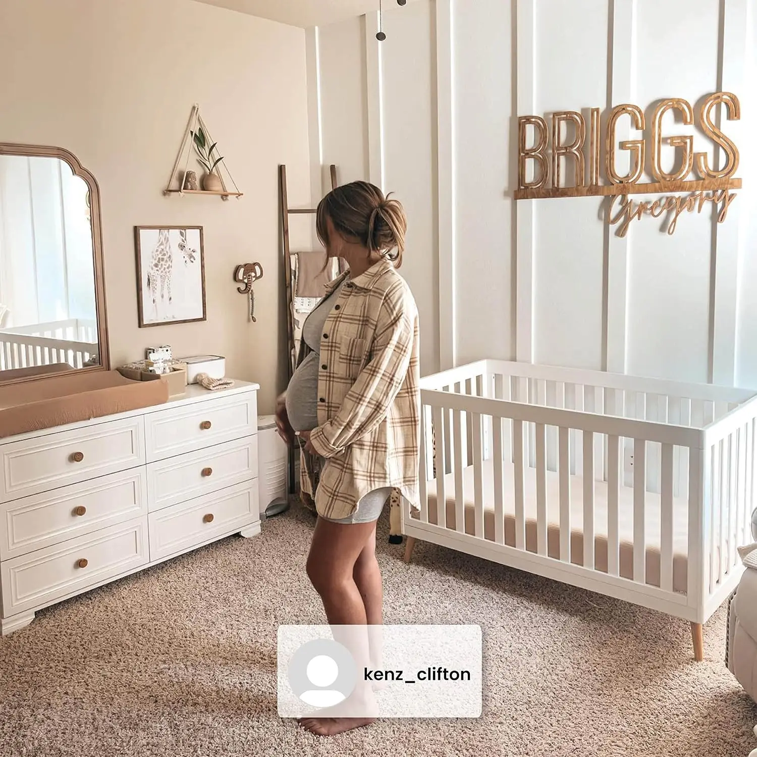 Kids Essex Cuna Convertible 4 en 1, Bianca Blanca con Patas Naturales