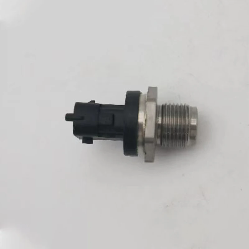 سعر الجملة قطع غيار السيارات الأصلية مستشعر ضغط الوقود 68247772AA لسيارة جيب جراند شيروكي 2014-2020 RAM1500 PSI