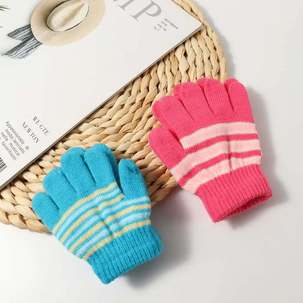 

Windproof Soft Outdoor Sports Winter Warm Finger Gloves Printed Stripe Baby Mittens Thickened