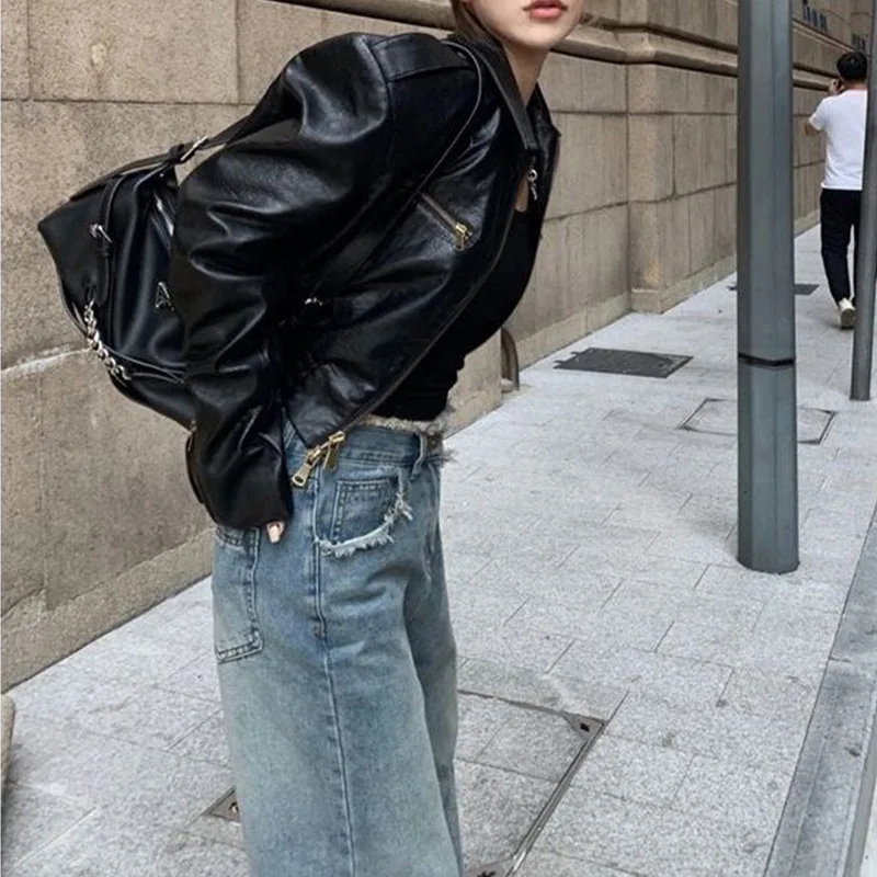 Giacca corta in pelle PU nera alla moda da donna Autunno 2025 Nuova giacca da moto retrò Trendy Ins Style