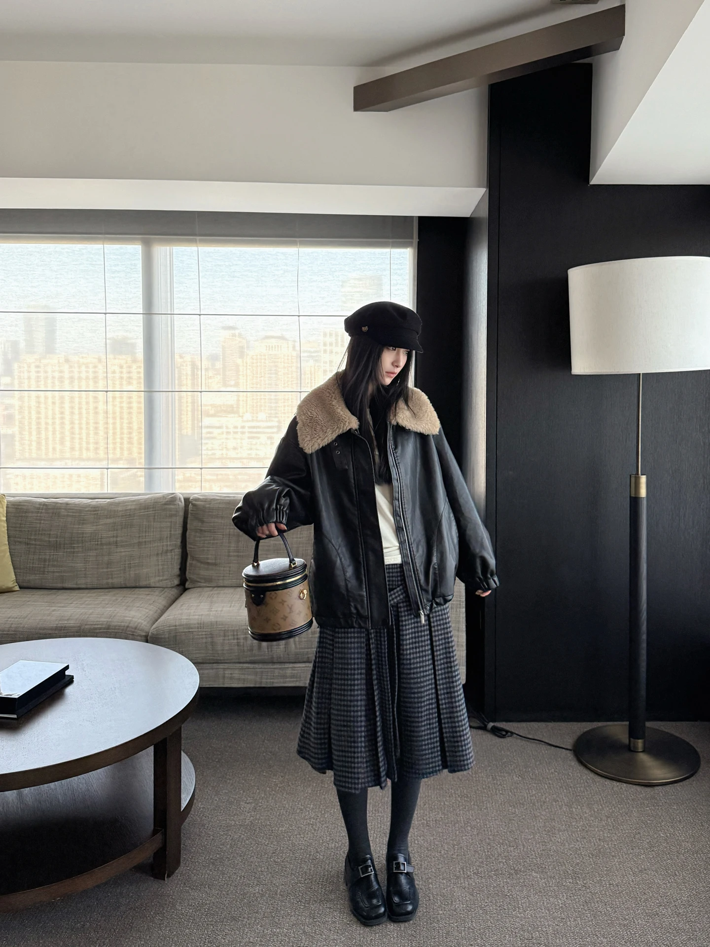 SMBL RAIN Women's Winter Parka Coat Windproof Thiened PU Leather Fur Collar Loose Fit Long Sve Zipper Closure Casual Out...