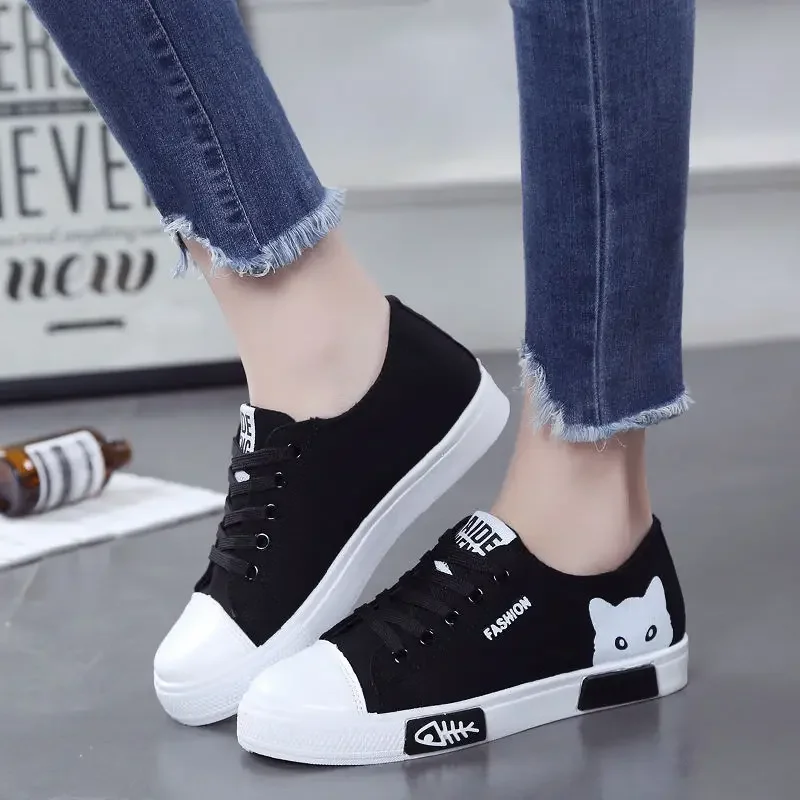 Women Spring Cartoon Cat Women Casual Shoes Comfortable Flat Vulcanize Shoes Women Sneakers White Shoes