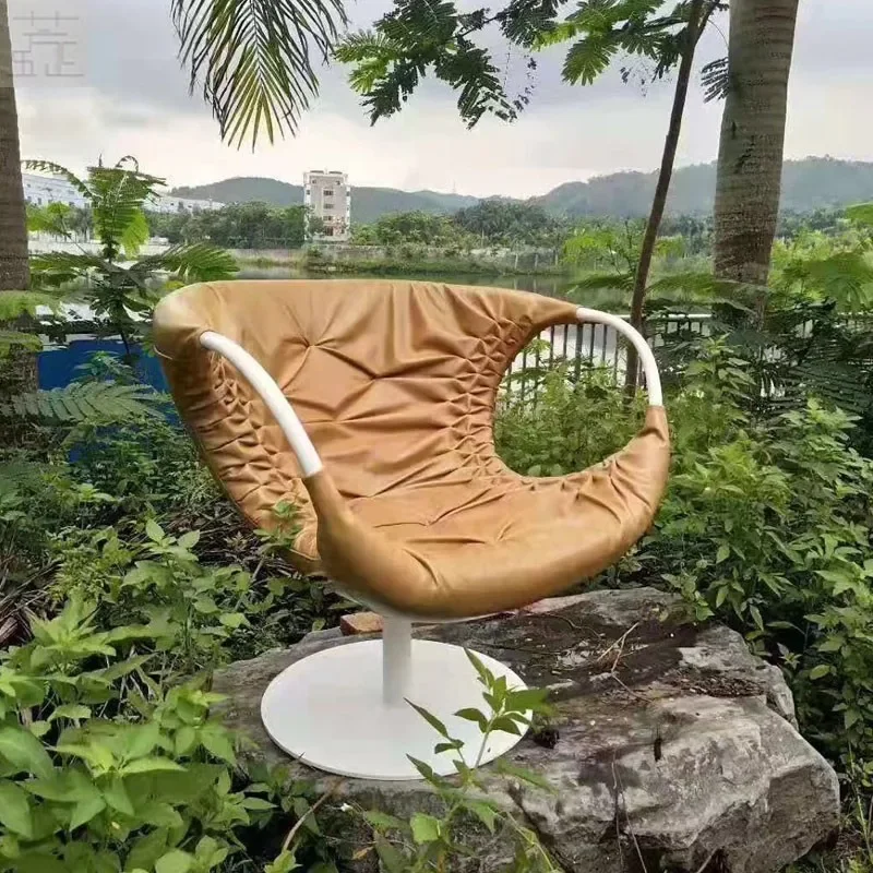 Nordic designer creative pleated butterfly chair, model room reception and negotiation art single leisure chair