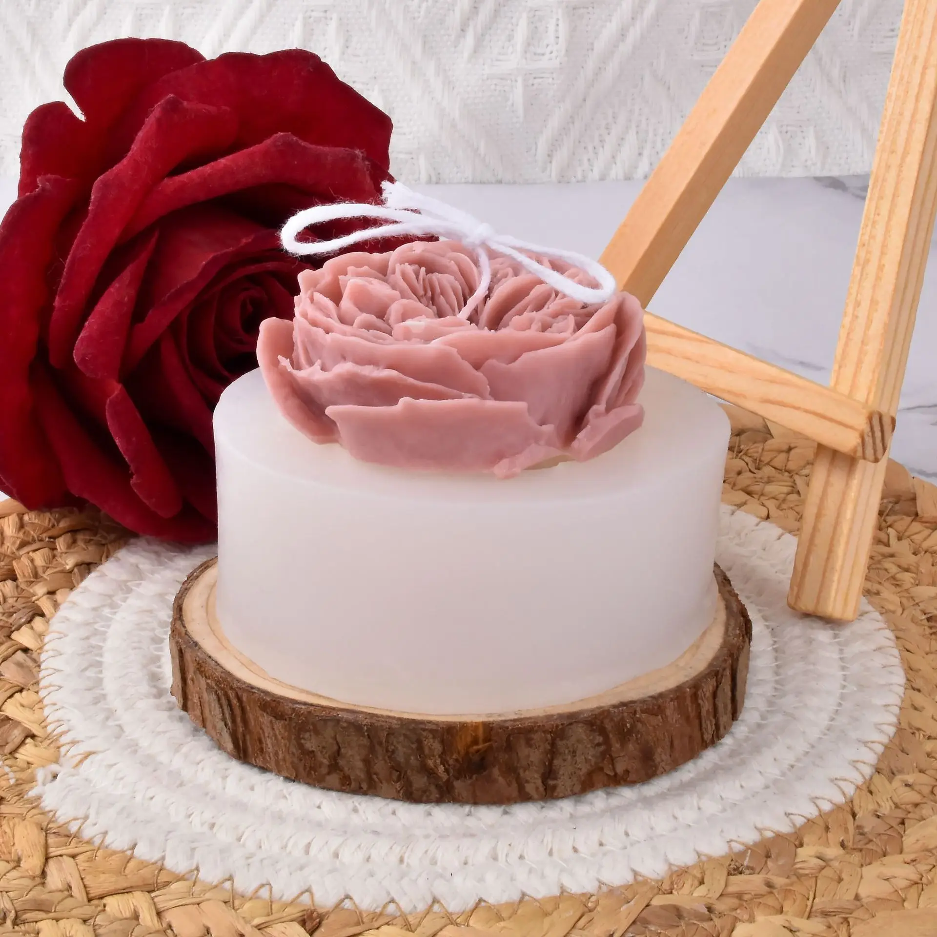 Unique Flowers Candle Silicone Mold for Handmade Desktop Decoration Gypsum Aromatherapy Soap Resin Candle Silicone Mould