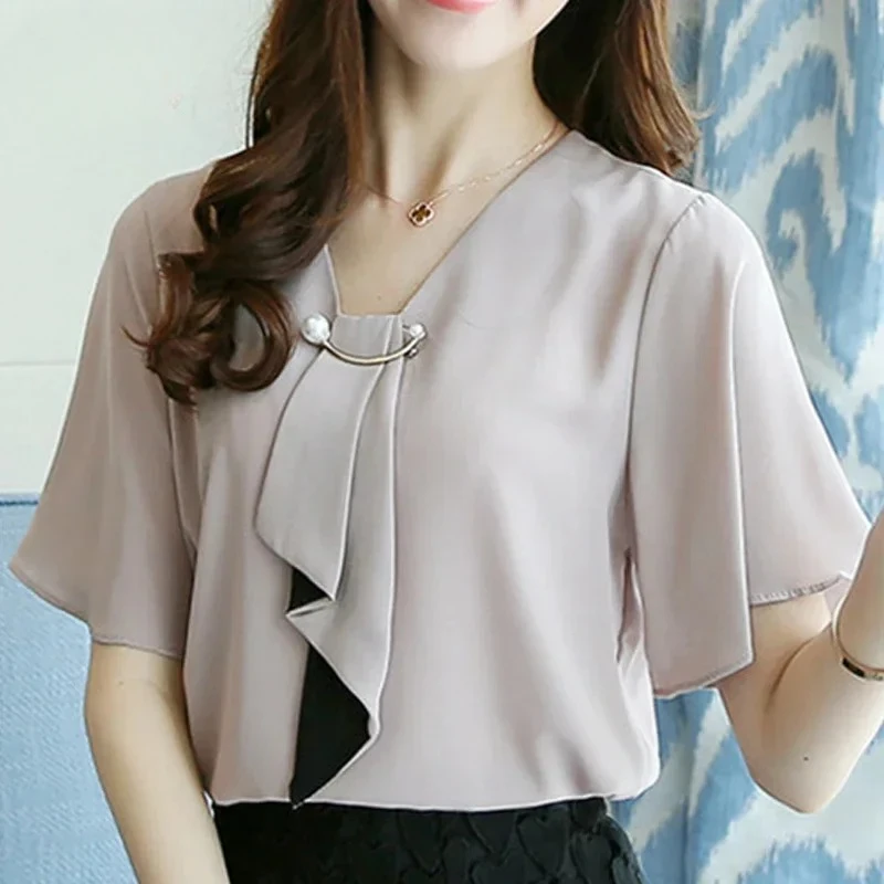 女性用シルクシフォンシャツ,半袖,Vネック,白いトップス,夏のファッション,d560