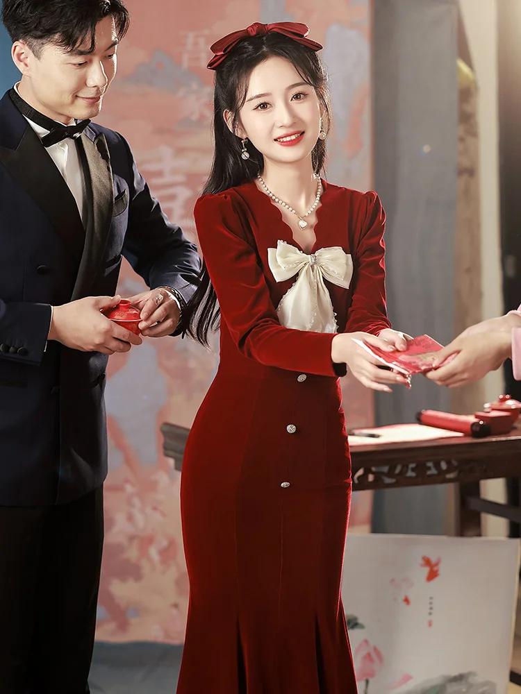 

Deep Red Satin Fi Tail Wedding Dr Slim Fit Evening Gown Korean Sle Long Sve V Ne Beaded Dr for Wedding And Par