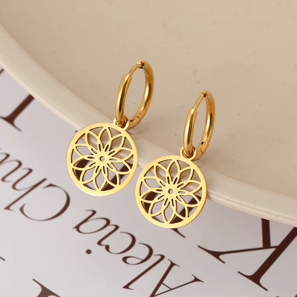 Stainless Steel Earrings Vintage Round Hollow Flower Exquisite Fashion New Trendy Dangle Earrings For Women Jewelry Party Gifts