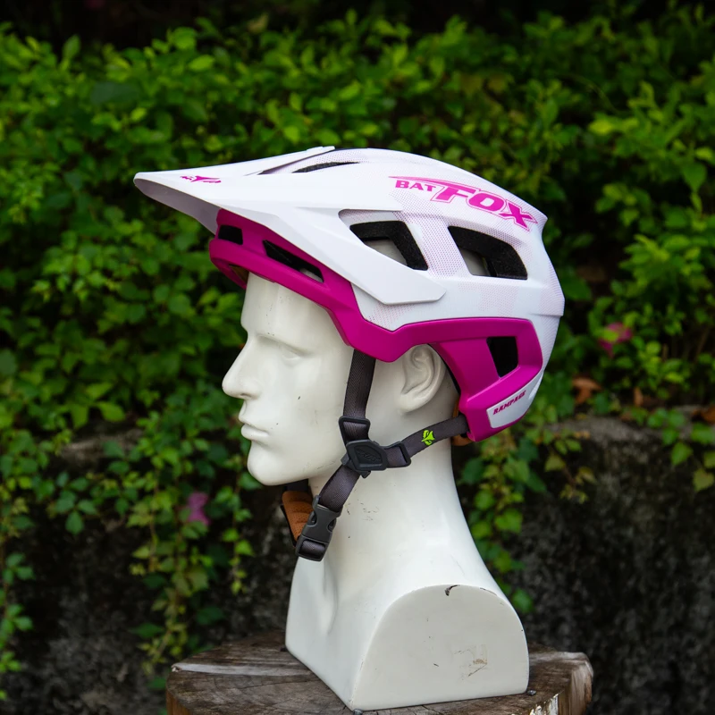 

Велосипедный шлем BATFOX MTB, новый шлем для горного велосипеда для взрослых, регулируемый козырек и подкладка, легкая защита от ударов для мужчин и женщин
