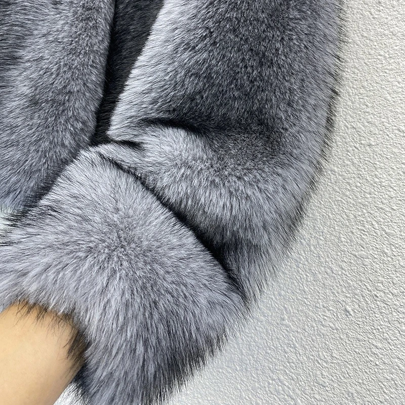 Giacca in pelliccia sintetica con scollo a V Giacca in pelliccia corta grigia con volpe sintetica graduale allentata Soffici cappotti invernali in peluche da donna di lusso caldi e spessi casual