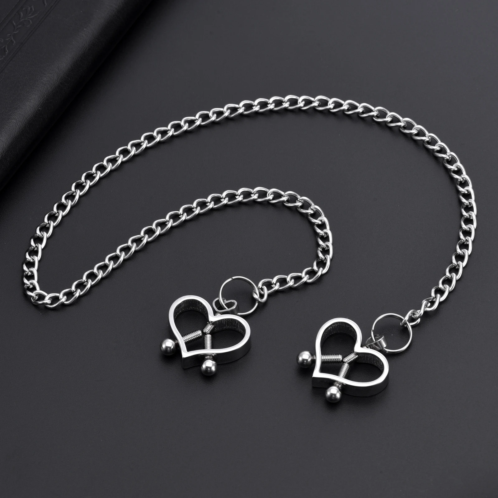 2023 New Heart Shaped Chain Breast Ring Breast clip