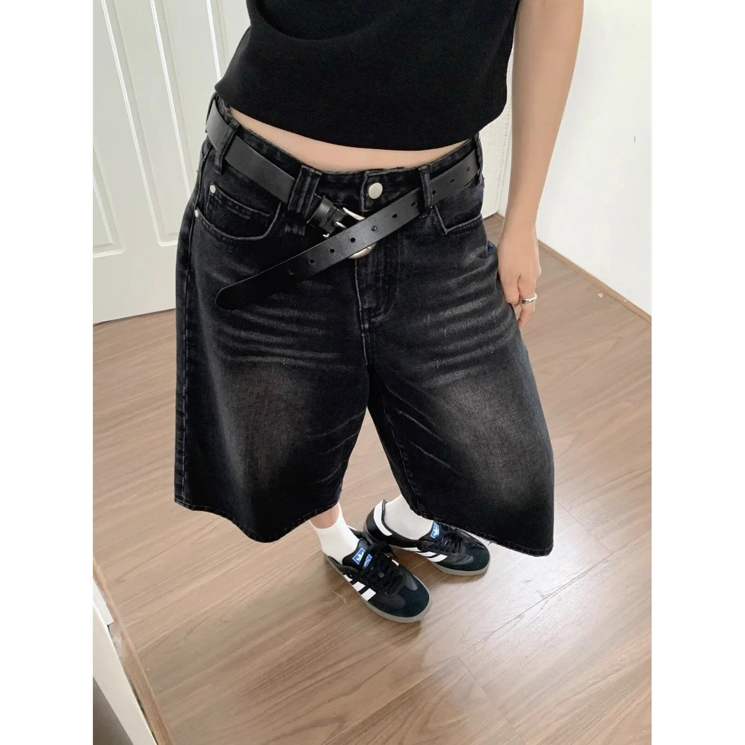 2024 Y2k Retro Women Low Rise Jorts Brushed Black Wash Cropped Baggy Jeans Wide Leg Frayed Loose Denim Short Pants Acubi Fashion