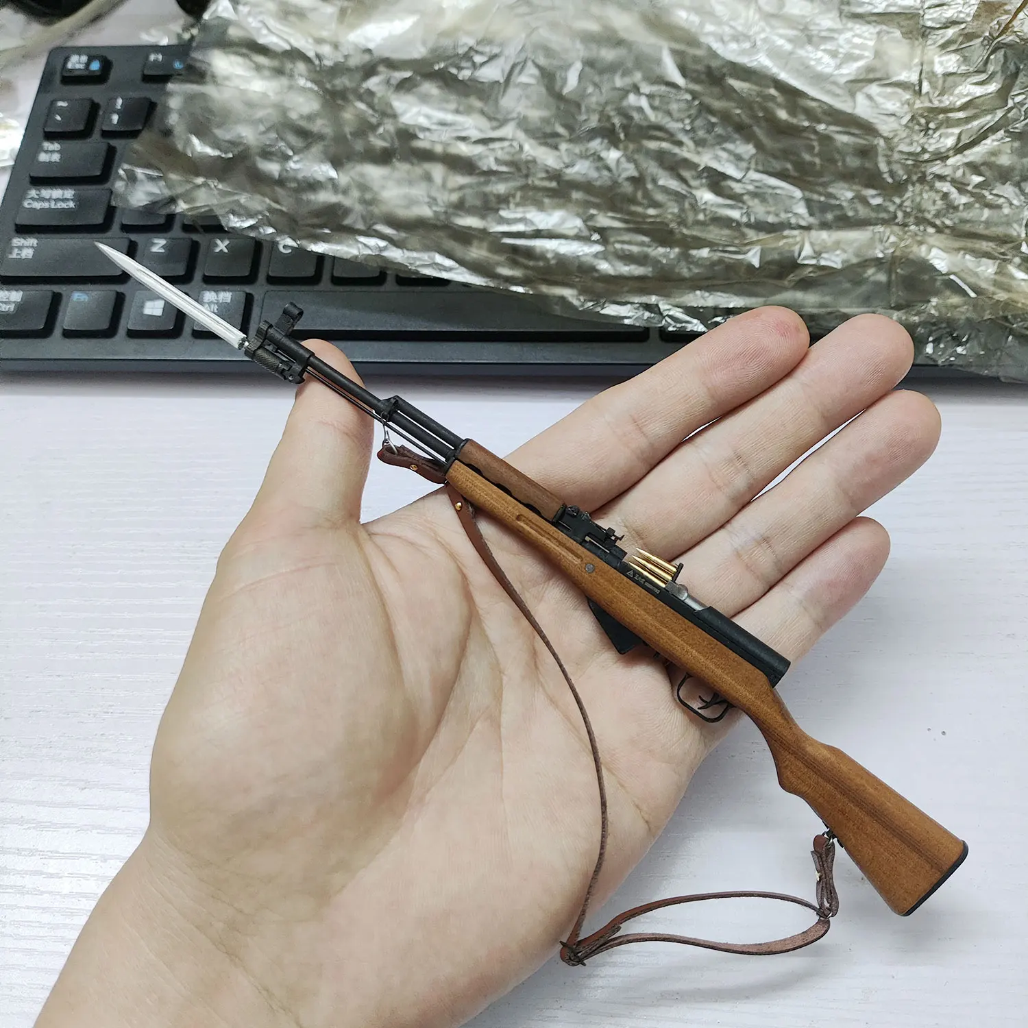 1/6 مقياس SKS بندقية نموذج اليدوية الخشب المعادن انفصال الصينية نوع 56 بندقية شبه أوتوماتيكية مع حربة مسطحة لشخصيات العمل