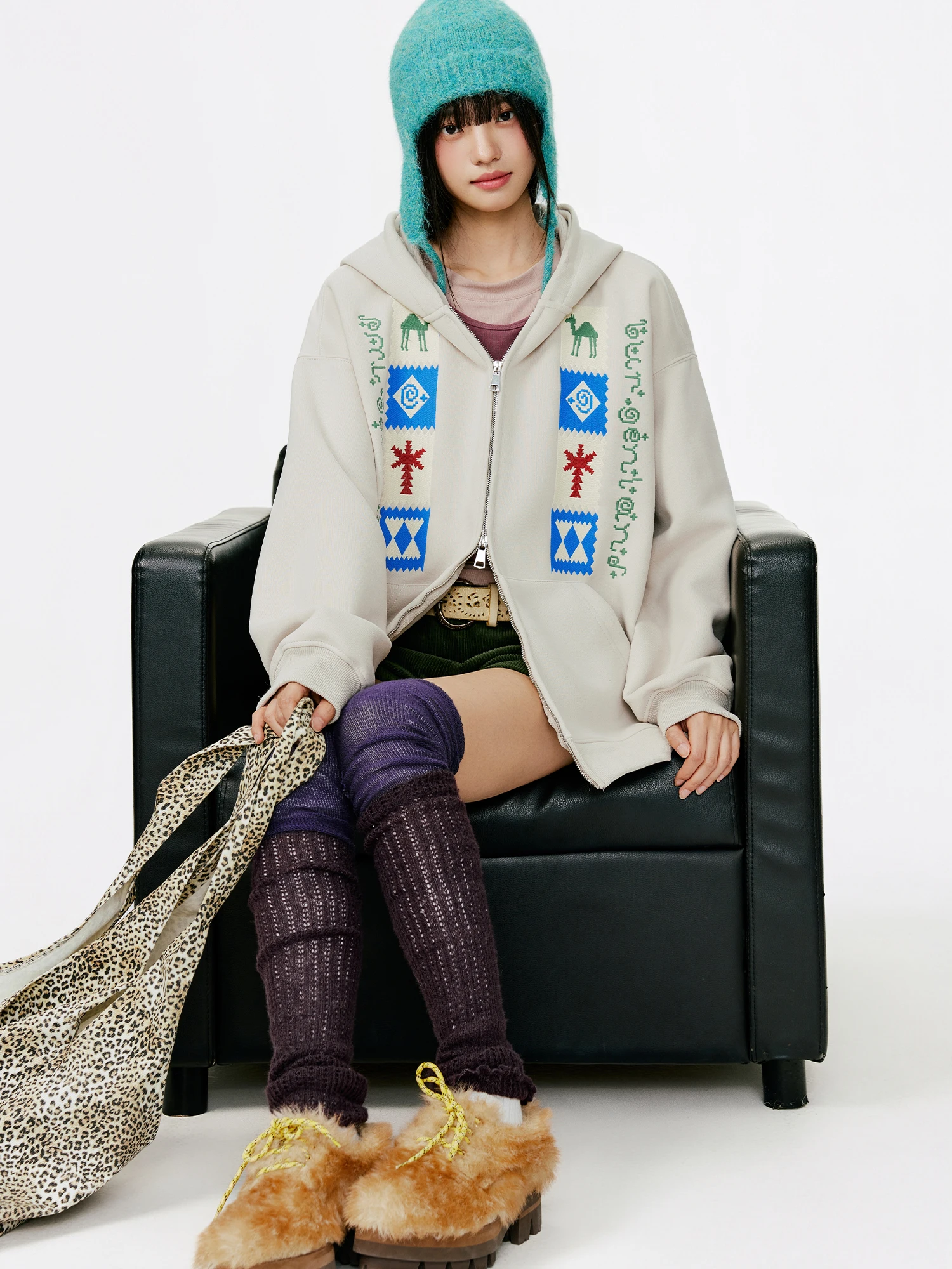 

Женская тонкая повседневная толстовка-кардиган с вышивкой и молнией Burgenland, свободного кроя, длинная, на осень...