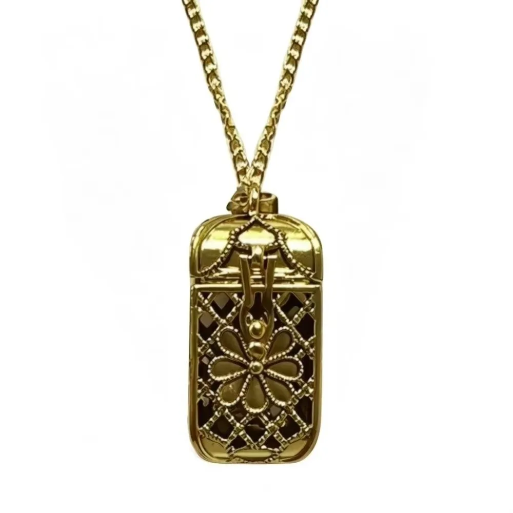 Gold Tone Tarot Card Necklace Vintage Style Alloy Mini Tarot Necklace 22 Card Set Tarot Pendant Necklace Decorative Pendant