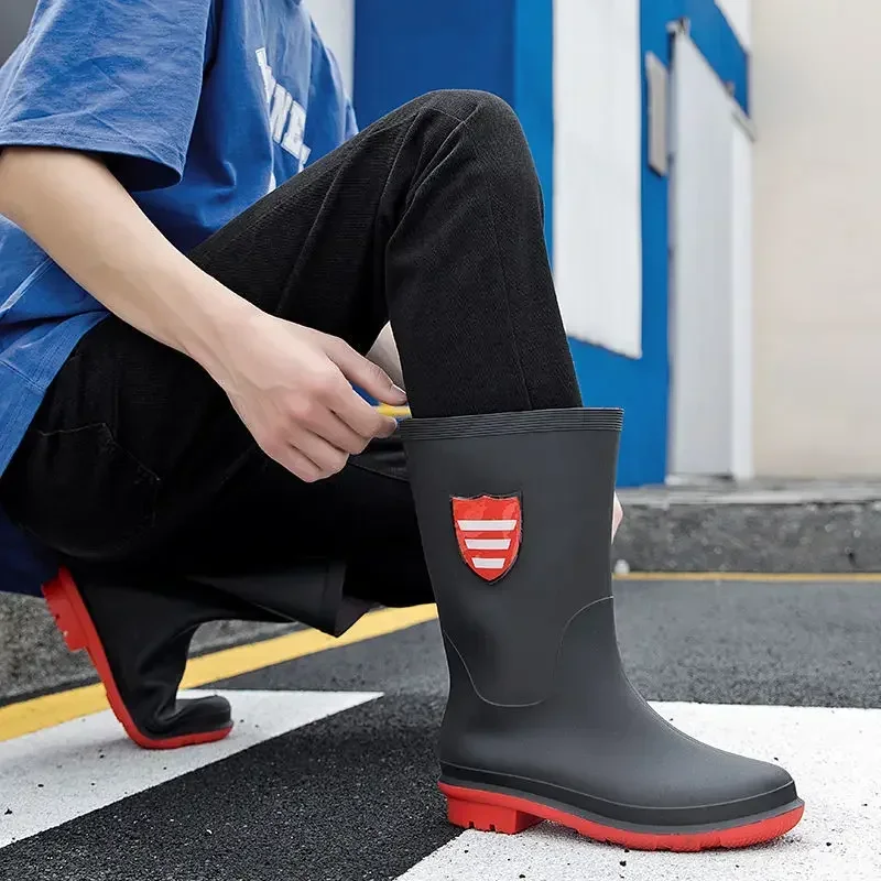 

Износостойкие Нескользящие мужские туфли из ПВХ без шнуровки 2024 пластиковые водостойкие резиновые сапоги для мужчин и подростков резиновая обувь на низком каблуке