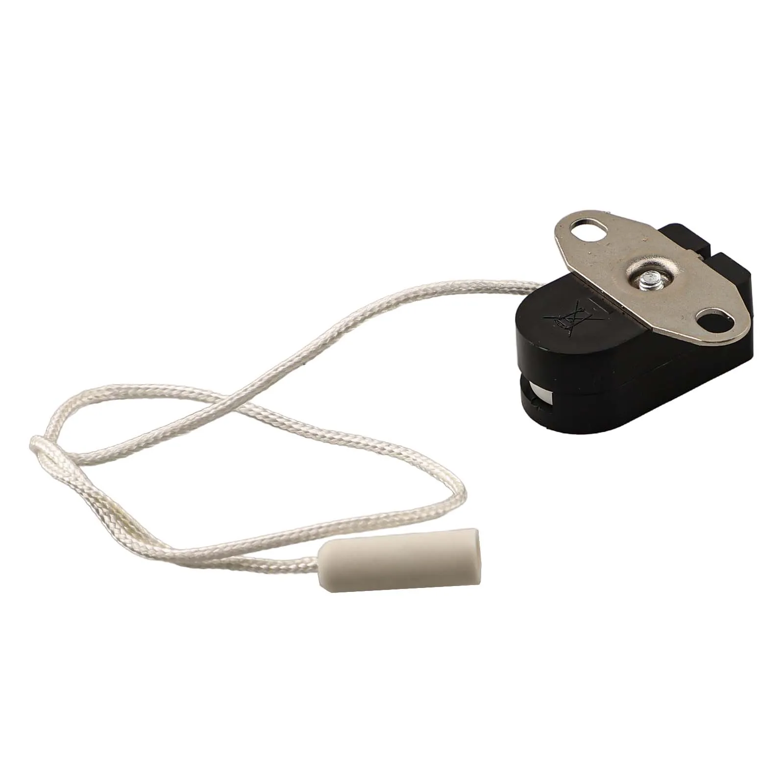 User Friendly Pull Switch Design in a Pack of Two Compatible with Multiple Lamp Types Rated at Voltage of 250V