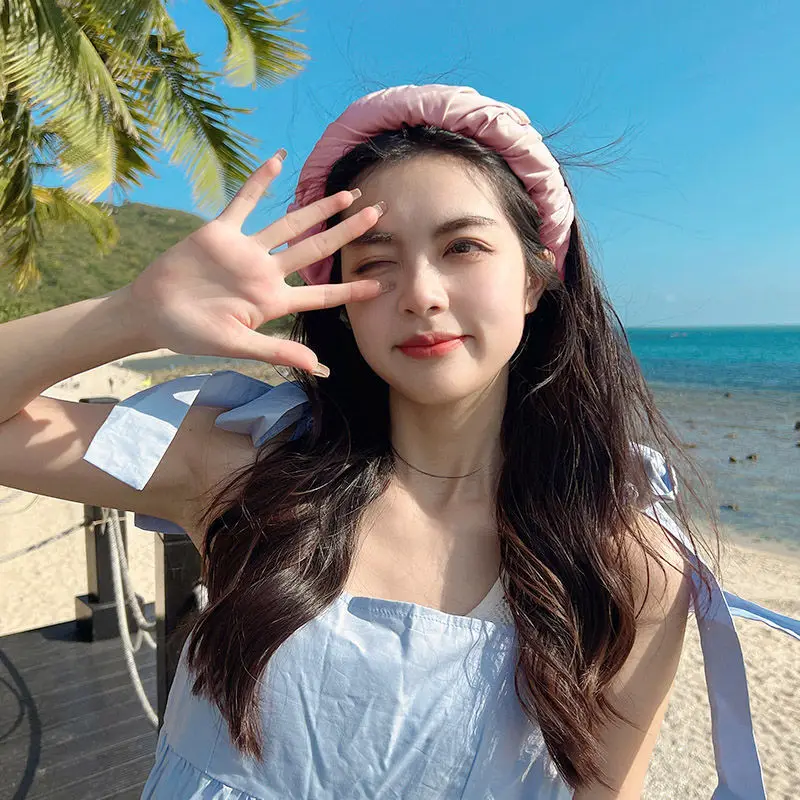 หมวกกันแดดยางสีดำสำหรับผู้หญิง ฤดูร้อน ใช้ได้สองแบบ สายคาดศีรษะปรับได้ ป้องกันรังสียูวีกลางแจ้ง หมวกกันแดดแบบเปิดด้านบน