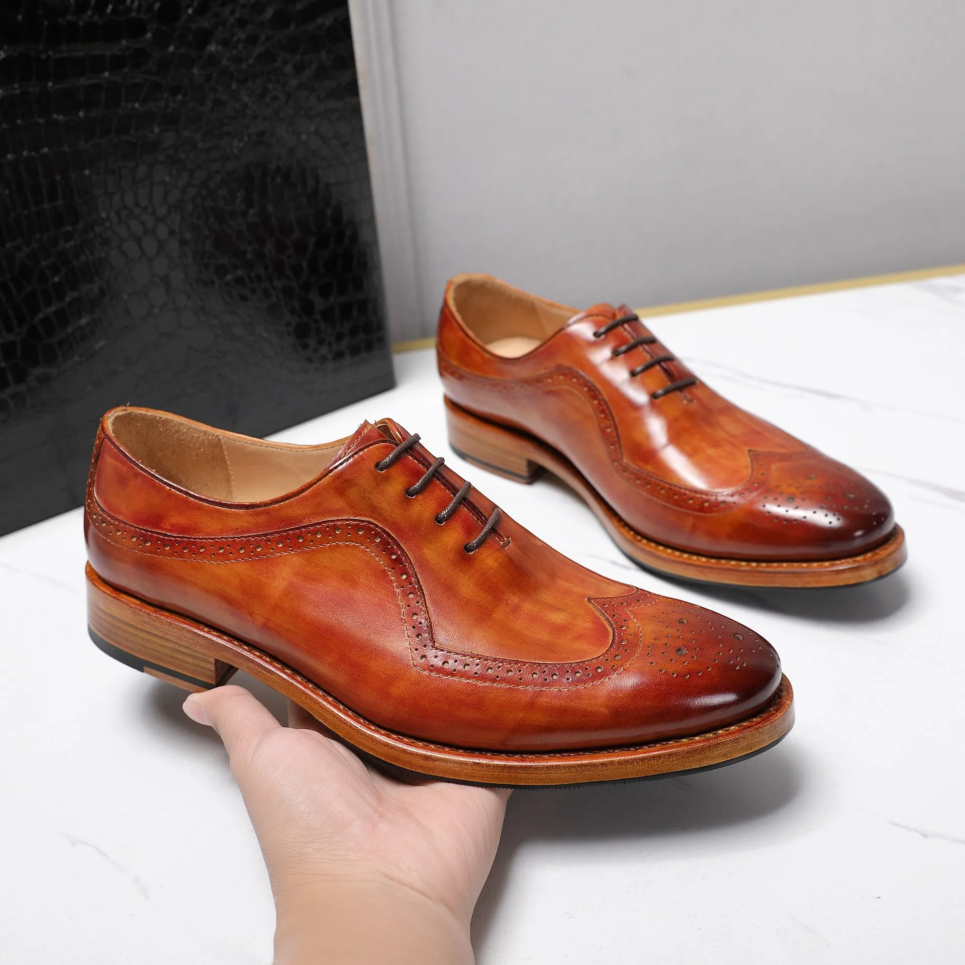 Men's British Business Dress Lightweight Handmade Genuine Calf Leather Shoes Men Casual Formal Shoes мужская обувь туфли мужские