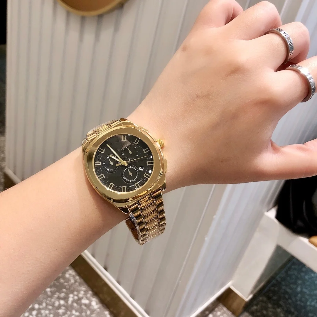 

Men's Gold Tone Chronograph Watch Black Dial Stainless Steel Bracelet Date Display Quartz Wristwatch Luxury Gold Tone Chronograph Men Watch Casual Business Wristwatch